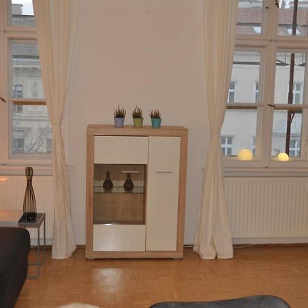 Wunderschöne Altbauwohnung in zentraler Lage Wien Exterior foto