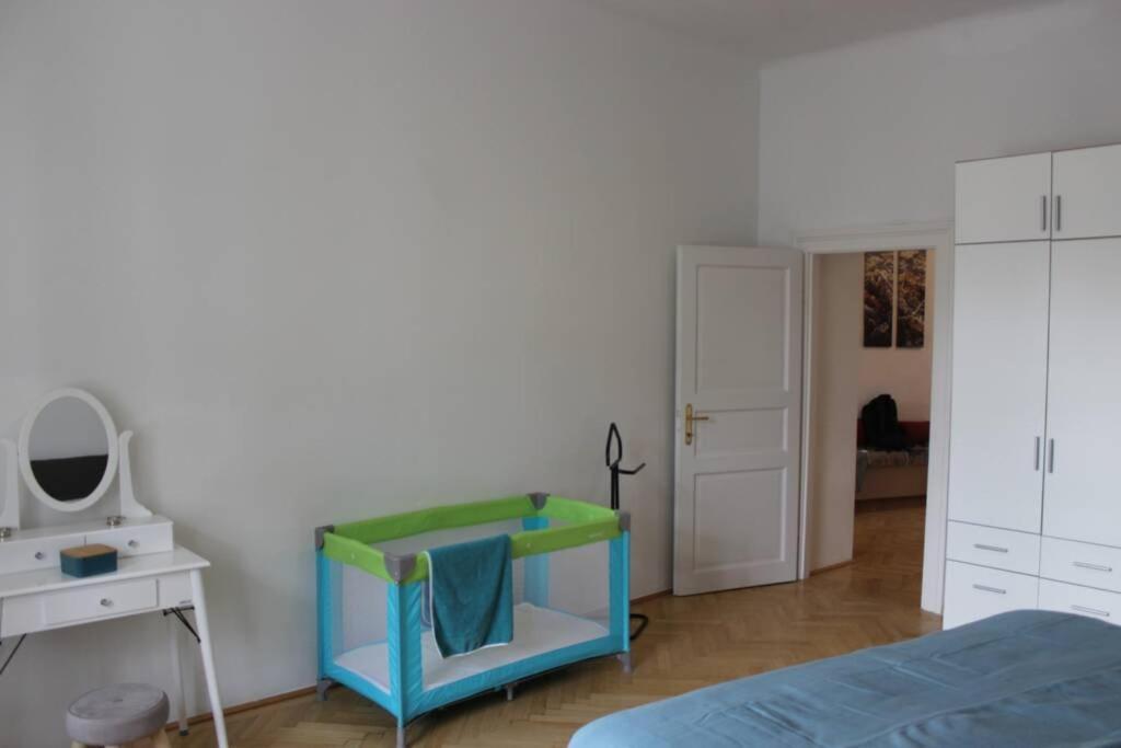 Wunderschöne Altbauwohnung in zentraler Lage Wien Exterior foto