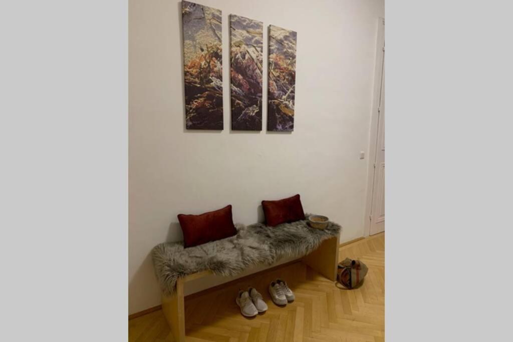Wunderschöne Altbauwohnung in zentraler Lage Wien Exterior foto